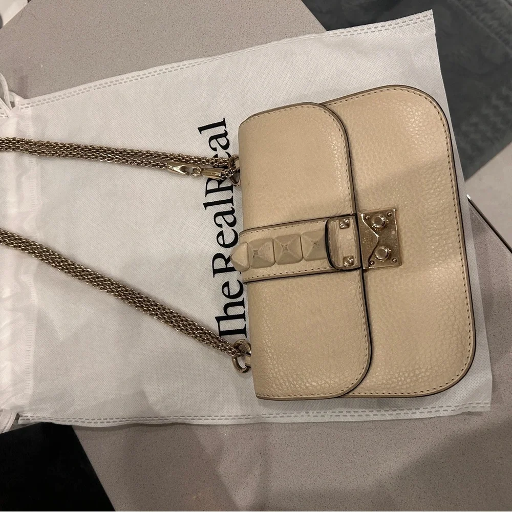 Valentino Garavani Rockstud Cream Bag - Picture 7 of 10